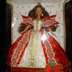 Green eyed holiday barbie.  1997.